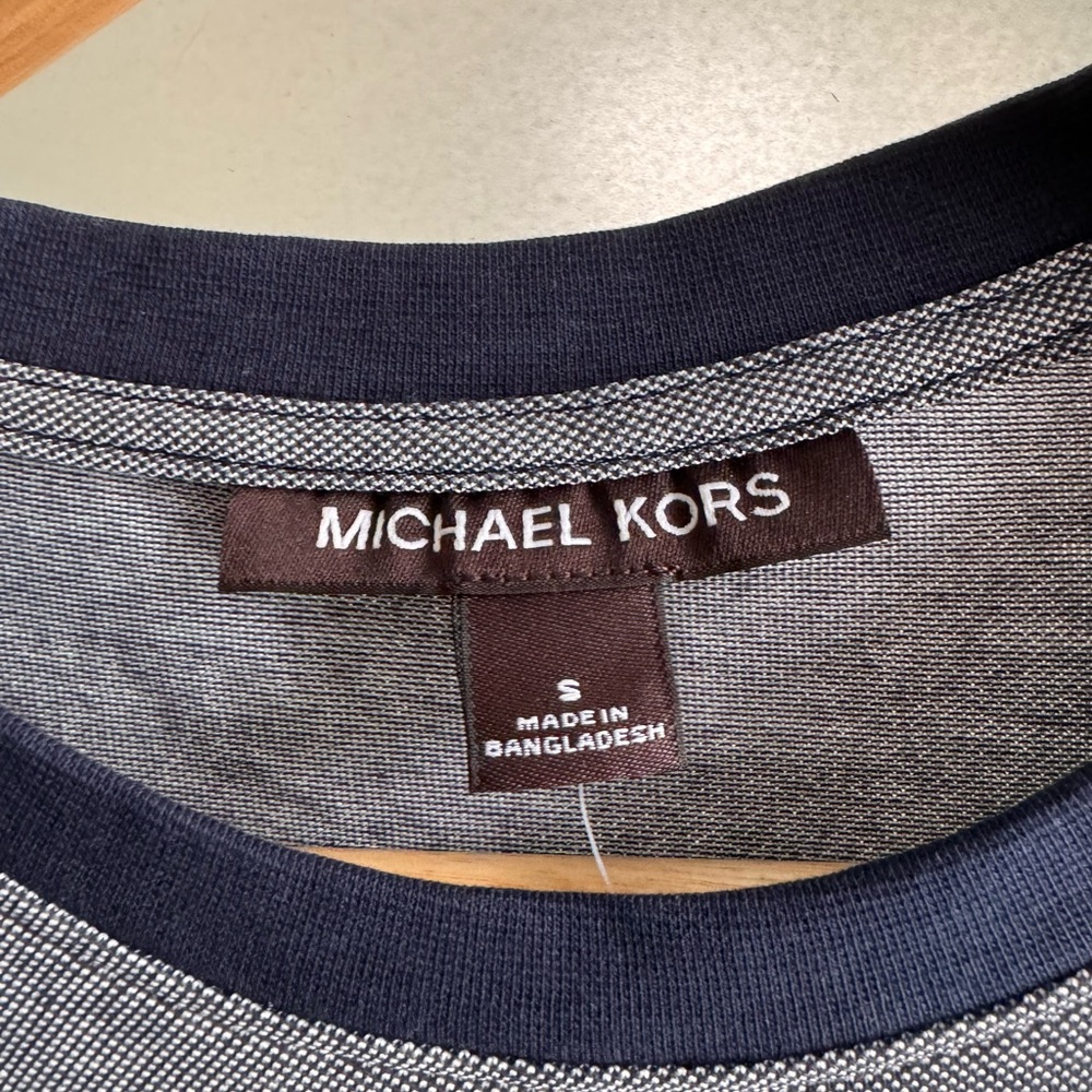 Michael Kors - Crew Neck Tee Shirt - Red White Blue - Men’s Small - Embroidered - Picture 5 of 5